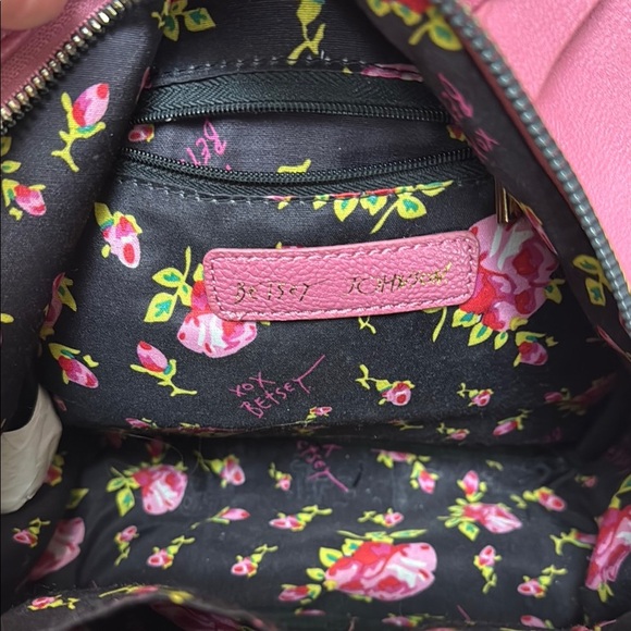 Betsey Johnson Backpack Pink Quilted Bow - Picture 5 of 7
